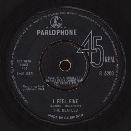 THE BEATLES - I Feel Fine / She's A Woman