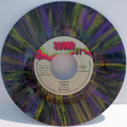 THE DOLLS - Sound 71