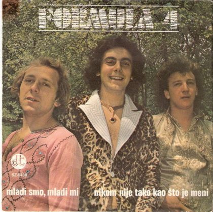 FORMULA 4 - Mladi Smo, Mladi Mi / Nikom Nije Tako Kao Što Je Meni