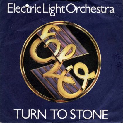 ELECTRIC LIGHT ORCHESTRA - Turn To Stone / Across The Border